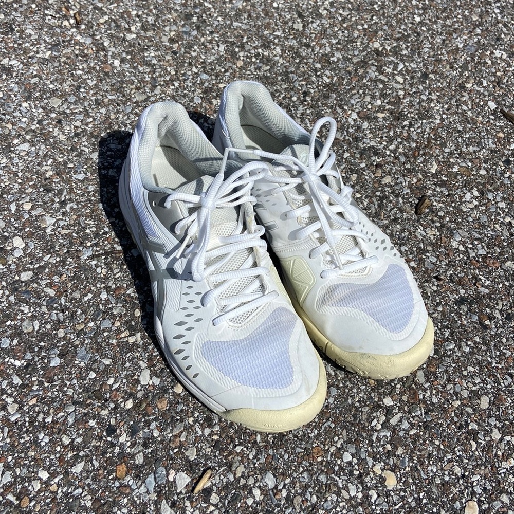 Asics Gel-Challenger 12. Tennis shoe. Size Mens 11